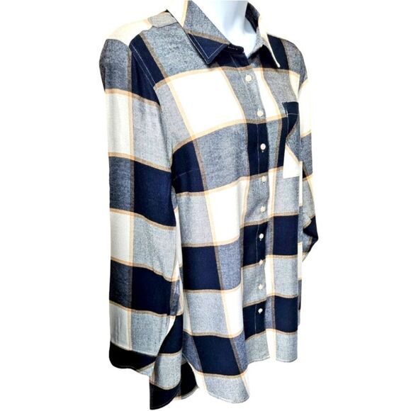 TORRID NEW LIZZIE SOFTEST Plaid Flannel Tunic Size 2X - Picture 8 of 16